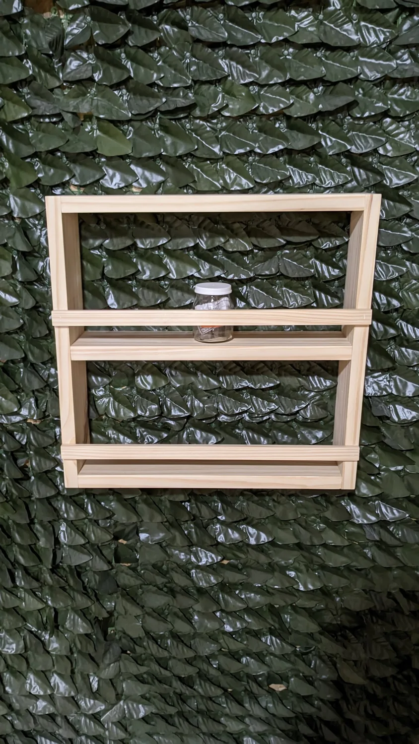 Repisa de pared de pino con marco y listones