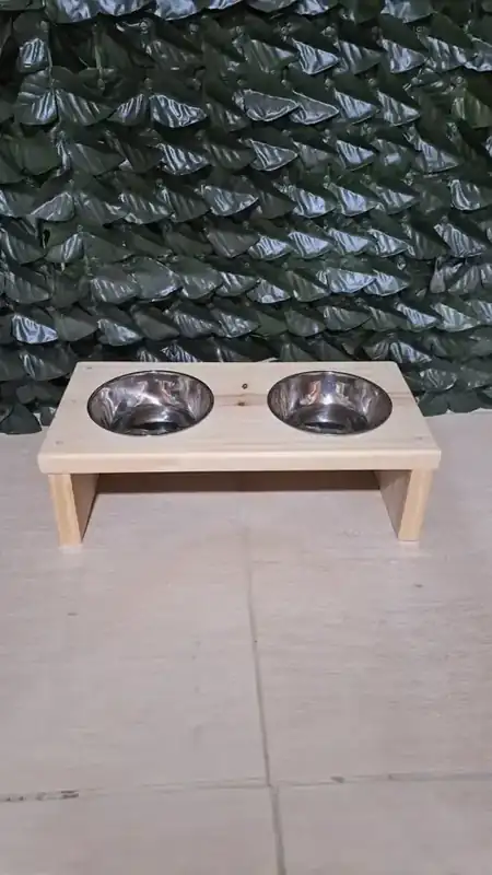 Comedero elevado para mascotas
